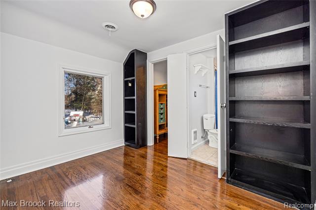 Builiding view thirty four for 75 Hillsdale, Bloomfield Hills, MI. 48302