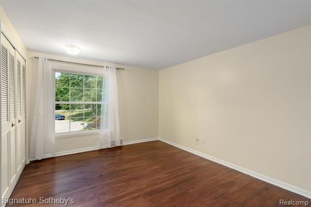 Builiding view thirty six for 2377 Williamstown, Bloomfield Hills, MI. 48304