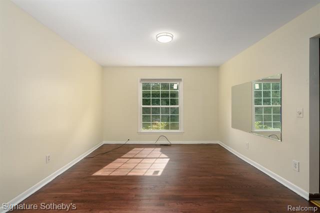 Builiding view twelve for 2377 Williamstown, Bloomfield Hills, MI. 48304