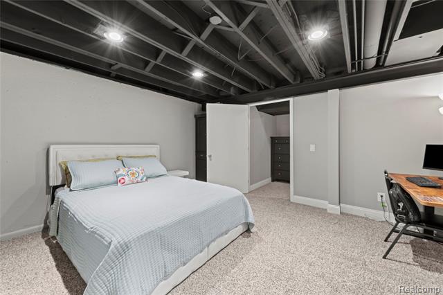 Builiding view thirty five for 2511 Coral, Troy, MI. 48085