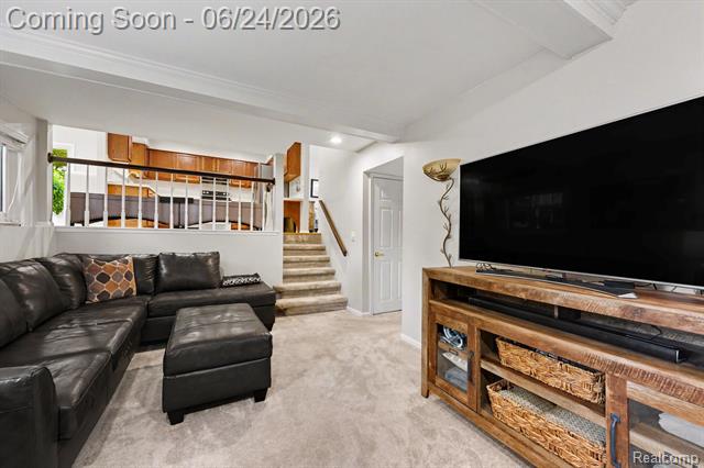 Builiding view nineteen for 5997 Marble, Troy, MI. 48085