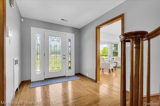 Builiding view eight for 43747 Woodward, Bloomfield Hills, MI. 48302