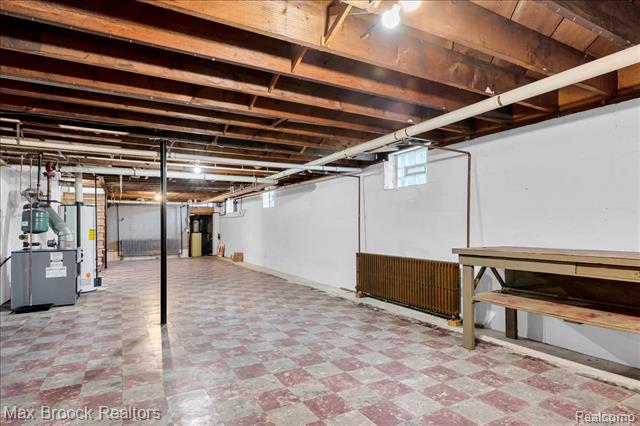 Builiding view forty four for 43747 Woodward, Bloomfield Hills, MI. 48302