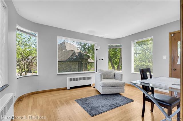 Builiding view nineteen for 43747 Woodward, Bloomfield Hills, MI. 48302