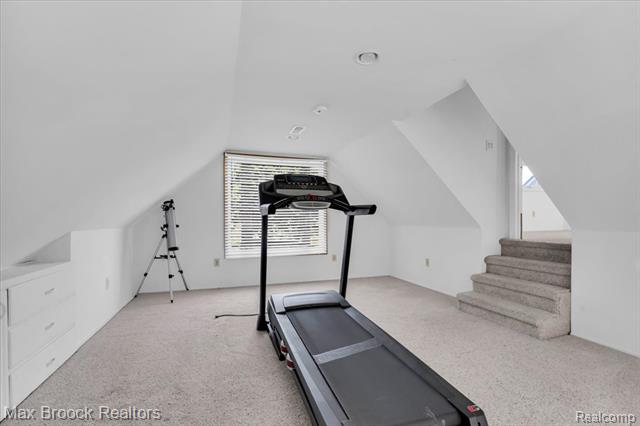 Builiding view thirty for 43747 Woodward, Bloomfield Hills, MI. 48302