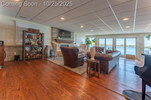 Builiding view forty one for 1675 Dell Rose, Bloomfield Hills, MI. 48302