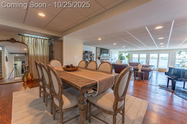 Builiding view thirty five for 1675 Dell Rose, Bloomfield Hills, MI. 48302