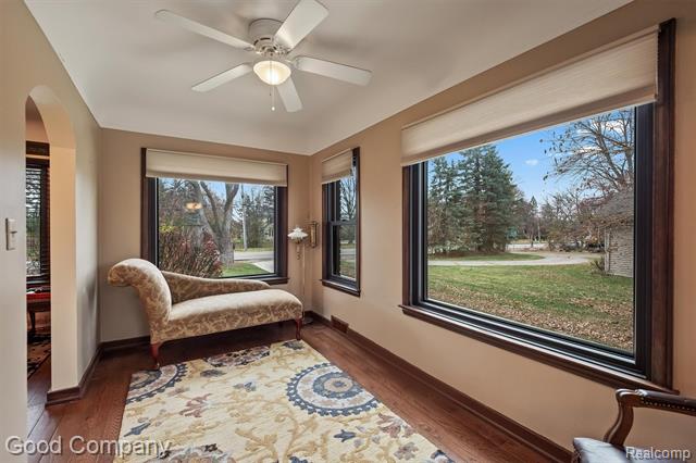 Builiding view nine for 6177 Livernois, Troy, MI. 48098