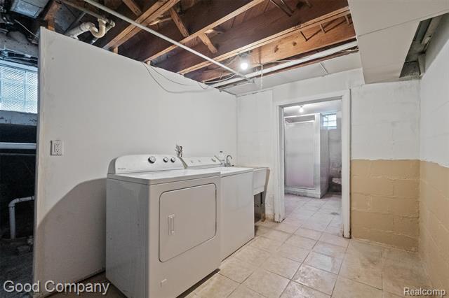 Builiding view nineteen for 6177 Livernois, Troy, MI. 48098