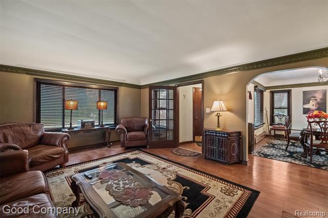 Builiding view three for 6177 Livernois, Troy, MI. 48098