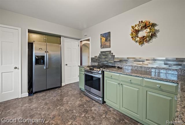 Builiding view twelve for 6177 Livernois, Troy, MI. 48098