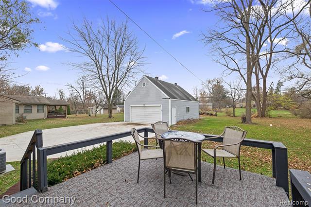 Builiding view twenty for 6177 Livernois, Troy, MI. 48098