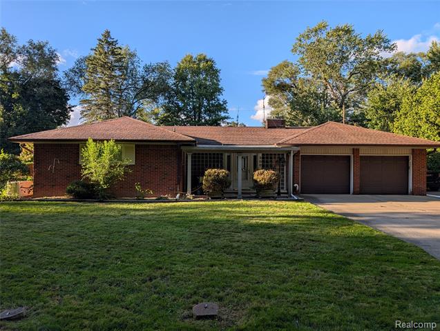 front view for 200 Astorwood St, Pontiac, Mi. 48341