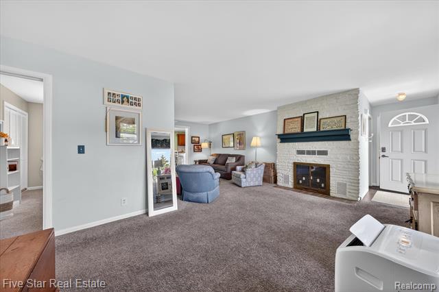 Builiding view nine for 82 E Hurst, Troy, MI. 48085