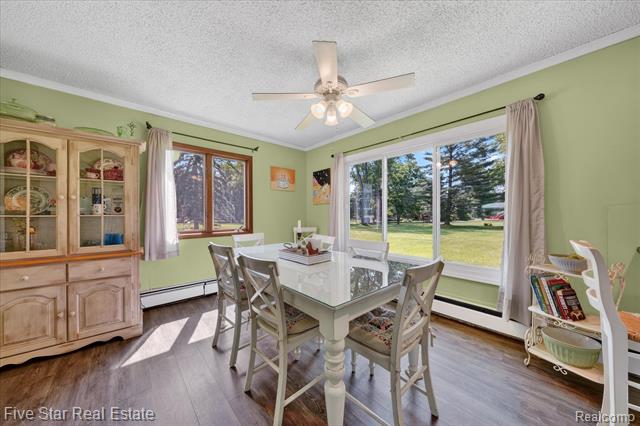 Builiding view twelve for 82 E Hurst, Troy, MI. 48085