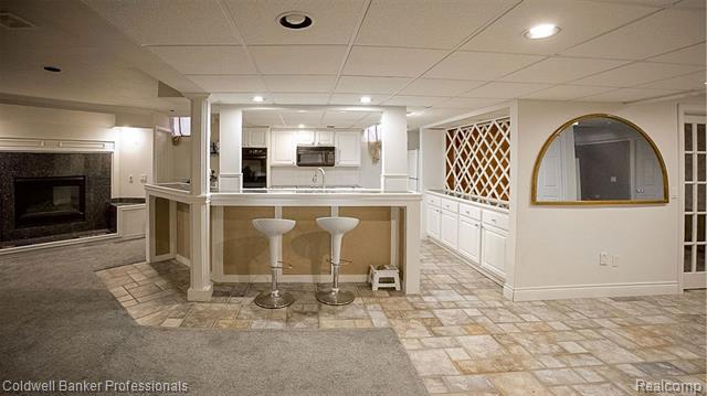 Builiding view fifty two for 1671 Apple, Troy, MI. 48098