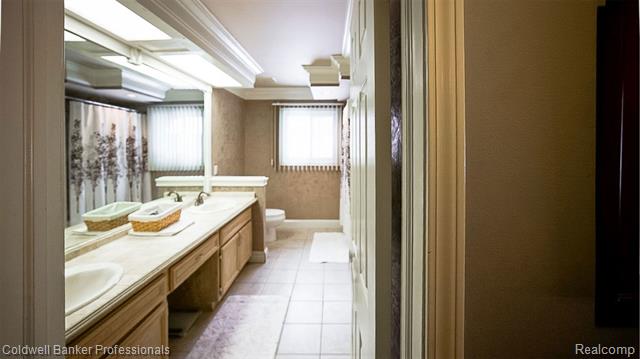 Builiding view thirty six for 1671 Apple, Troy, MI. 48098