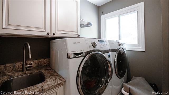 Builiding view twenty four for 1671 Apple, Troy, MI. 48098