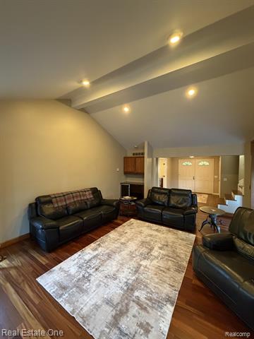 Builiding view twelve for 1115 Joshua, Troy, MI. 48098