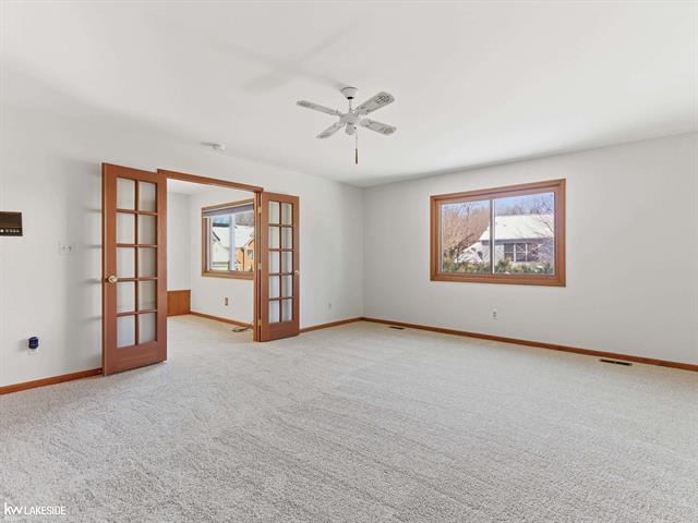 Builiding view eighteen for 6190 Silverstone, Troy, MI. 48085