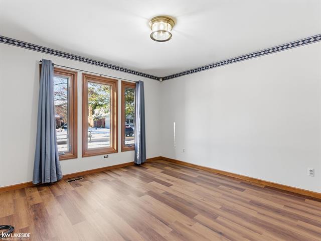 Builiding view fifteen for 6190 Silverstone, Troy, MI. 48085