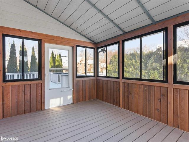 Builiding view forty one for 6190 Silverstone, Troy, MI. 48085