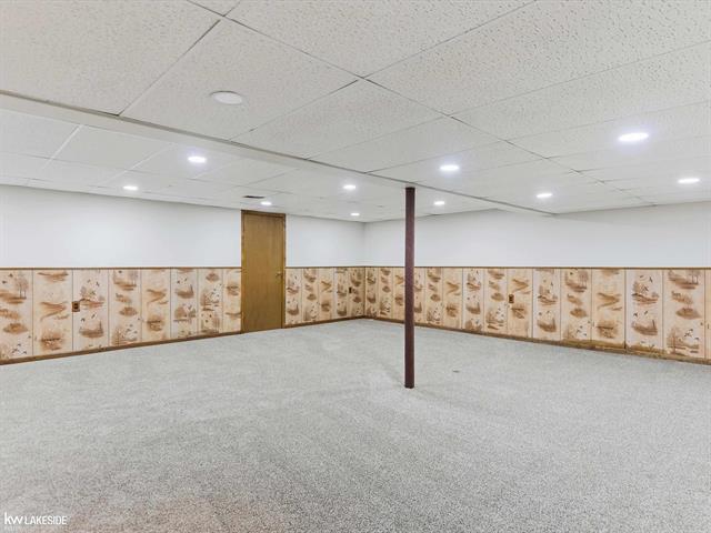 Builiding view thirty nine for 6190 Silverstone, Troy, MI. 48085