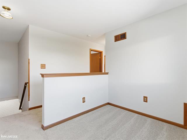 Builiding view twenty five for 6190 Silverstone, Troy, MI. 48085