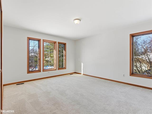 Builiding view twenty four for 6190 Silverstone, Troy, MI. 48085