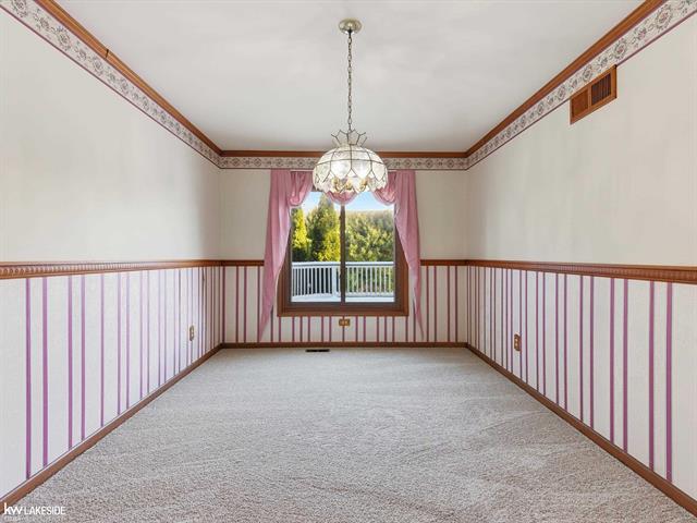 Builiding view twenty nine for 6190 Silverstone, Troy, MI. 48085