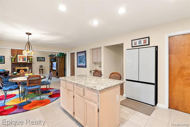 Builiding view twenty one for 1719 Hickory Bark, Bloomfield Hills, MI. 48304