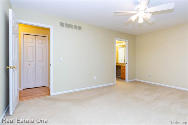 Builiding view seventeen for 1459 Almond, Troy, MI. 48098