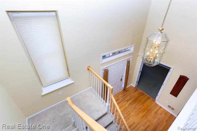 Builiding view twenty five for 1459 Almond, Troy, MI. 48098