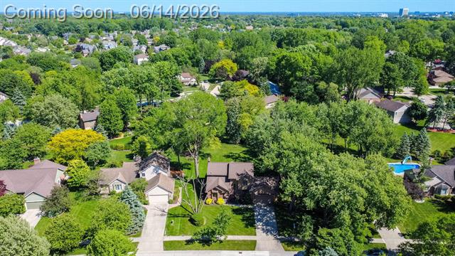 Builiding view thirty seven for 6718 Forest Park, Troy, MI. 48098