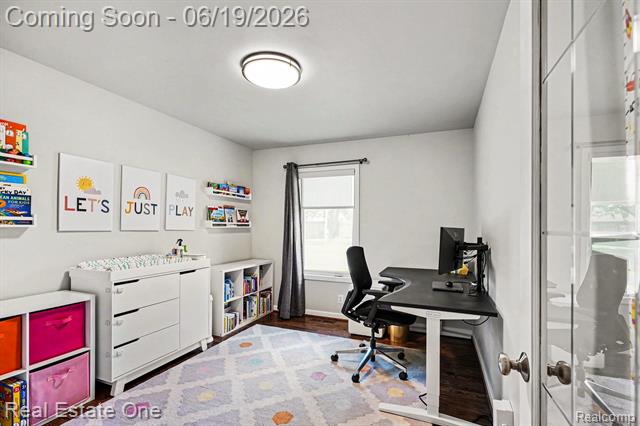 Builiding view twenty for 6317 Atkins, Troy, MI. 48085