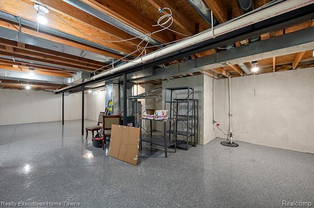 Builiding view forty one for 899 Hathaway, Auburn Hills, MI. 48326