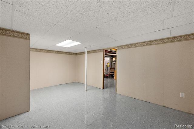 Builiding view forty three for 899 Hathaway, Auburn Hills, MI. 48326