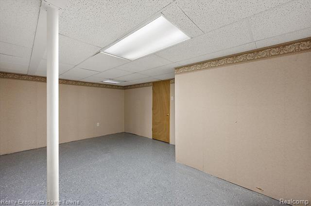 Builiding view forty two for 899 Hathaway, Auburn Hills, MI. 48326