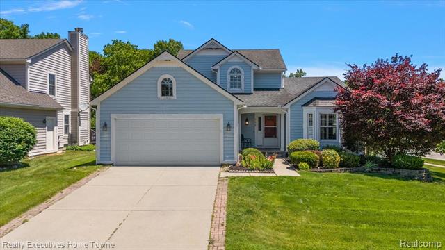 Builiding view one for 899 Hathaway, Auburn Hills, MI. 48326
