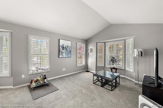 Builiding view twelve for 899 Hathaway, Auburn Hills, MI. 48326