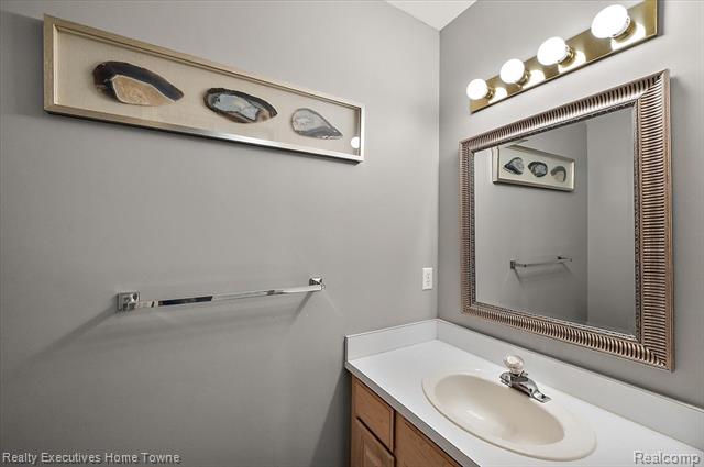 Builiding view twenty three for 899 Hathaway, Auburn Hills, MI. 48326