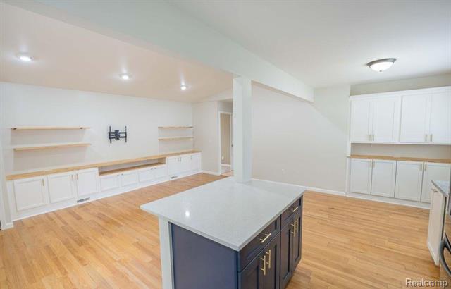 Builiding view six for 3452 Cone, Rochester, MI. 48309