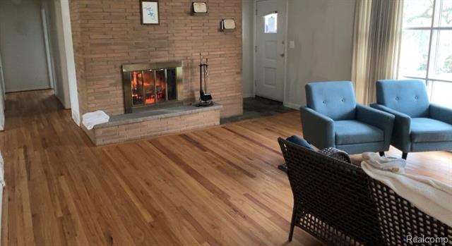 Builiding view fifteen for 3443 Nichols, Auburn Hills, MI. 48326