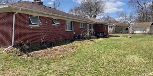 Builiding view fifty nine for 3443 Nichols, Auburn Hills, MI. 48326