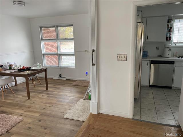 Builiding view fifty one for 3443 Nichols, Auburn Hills, MI. 48326