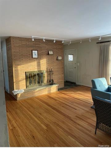 Builiding view fourteen for 3443 Nichols, Auburn Hills, MI. 48326