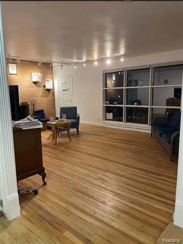 Builiding view nineteen for 3443 Nichols, Auburn Hills, MI. 48326