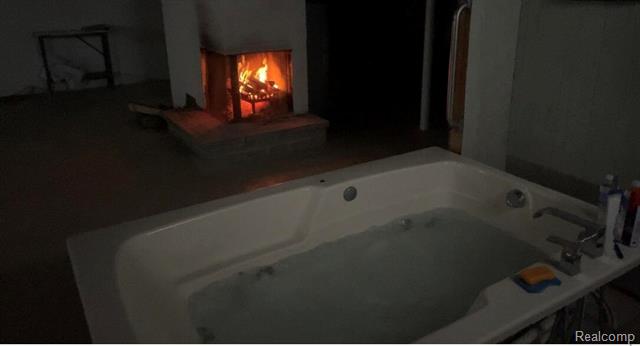 Builiding view twenty four for 3443 Nichols, Auburn Hills, MI. 48326