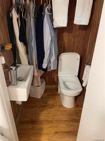 Builiding view twenty nine for 3443 Nichols, Auburn Hills, MI. 48326