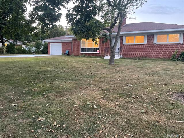 Builiding view twenty three for 3443 Nichols, Auburn Hills, MI. 48326